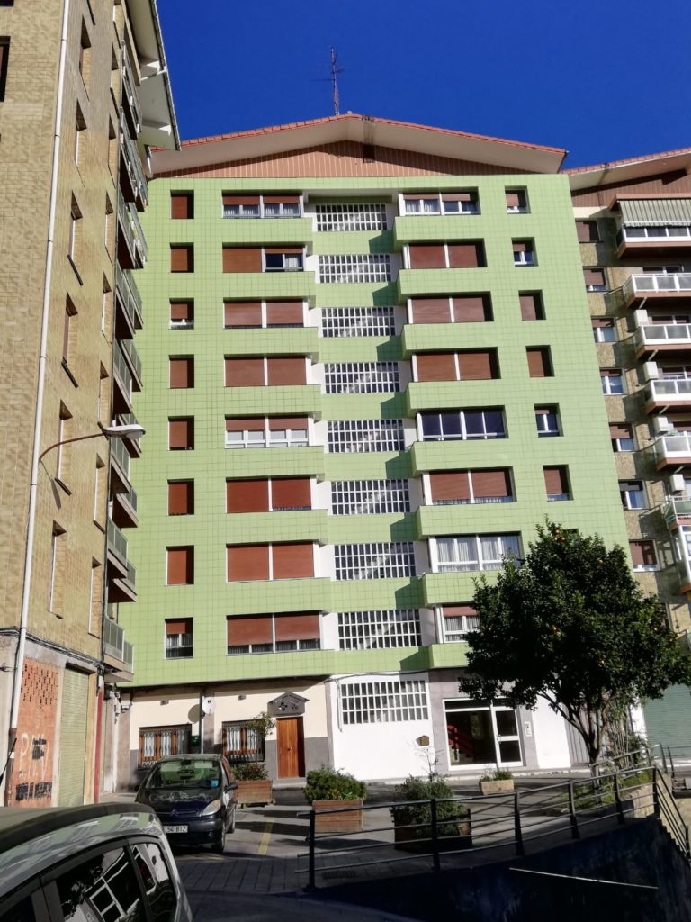 usansolo fachada